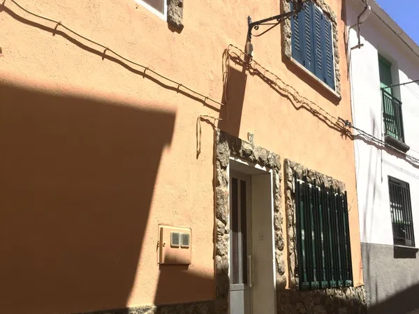 Casa de pueblo en Calle Altozano, 27 - Foto 2