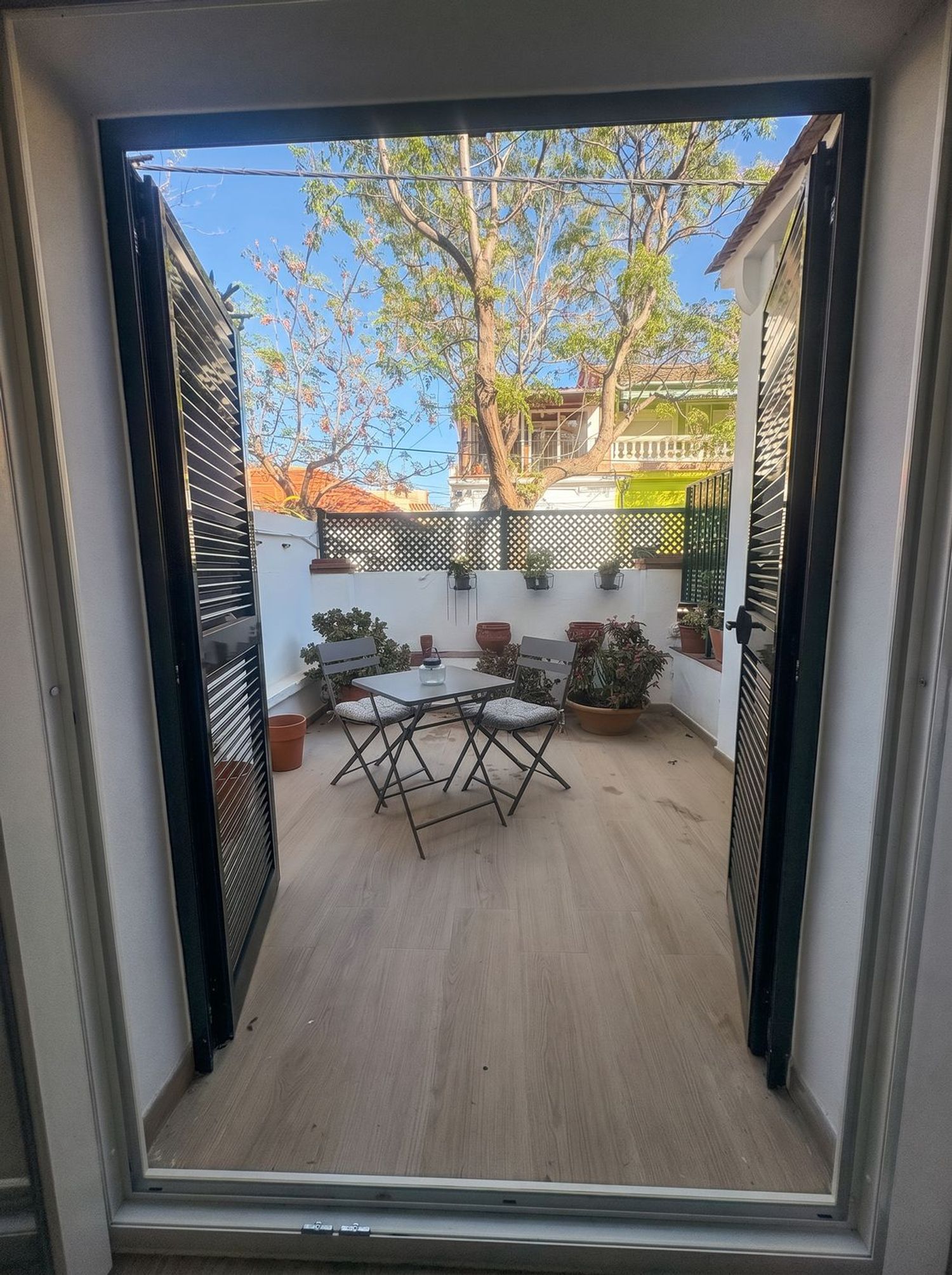 Estudio en calle Fernández Shaw, 5 - Foto 1