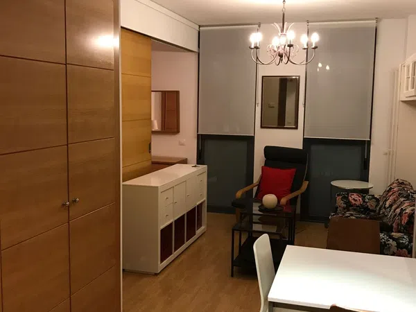 Estudio en avenida del Ensanche de Vallecas, 106