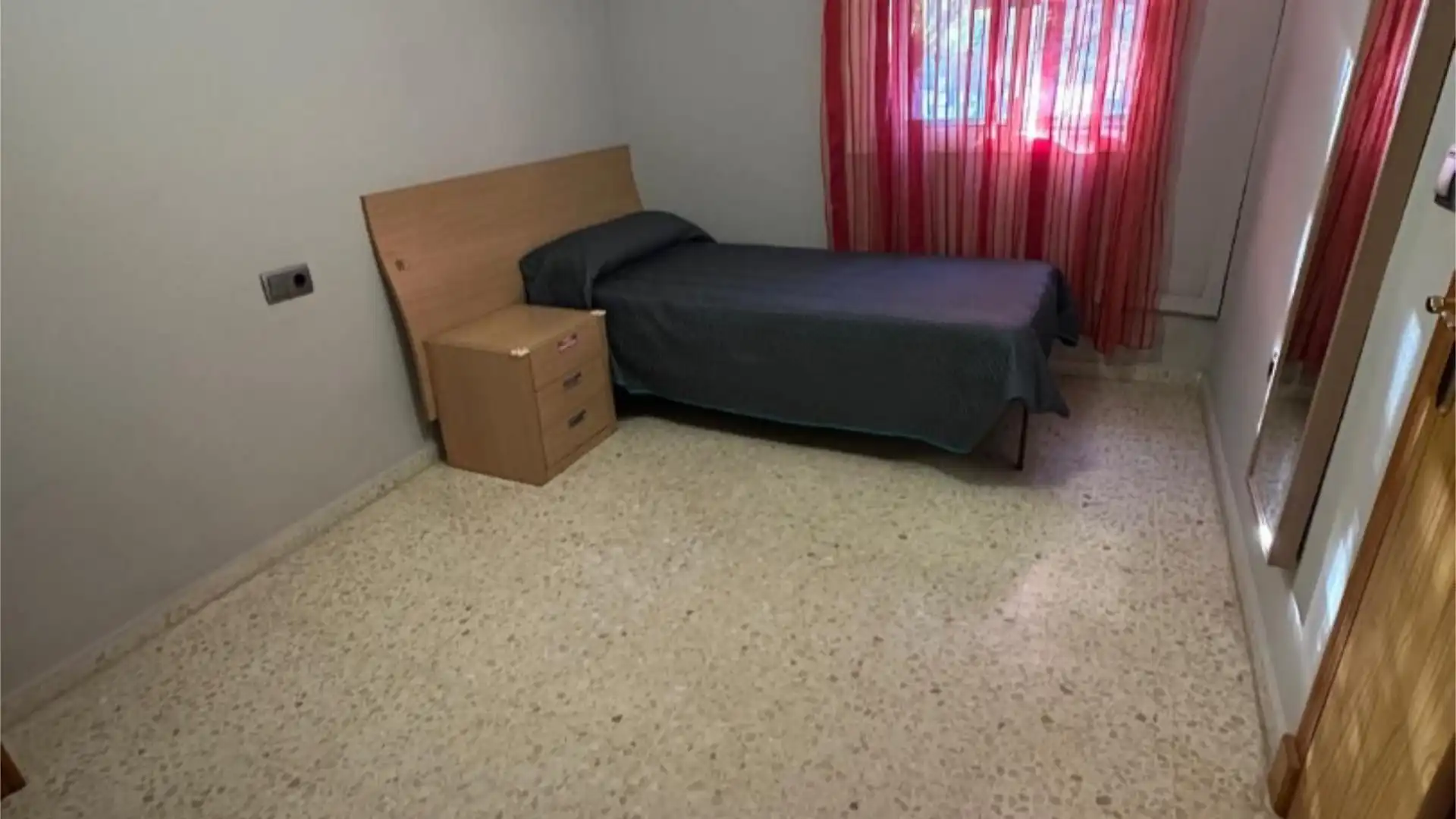 Piso en  Avenida de Medina Sidonia 7 - Foto 17