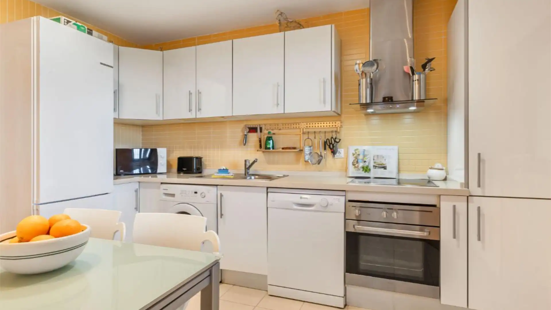 Casa adosada en  Calle Teodosio 12 - Foto 18