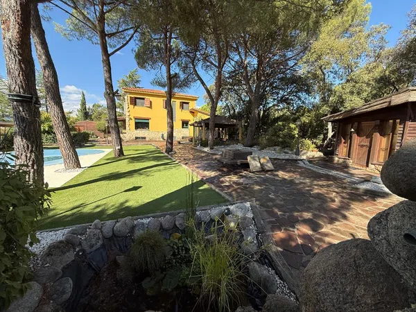 Casa o chalet independiente en Camino de la Sierra s/n - Foto 1