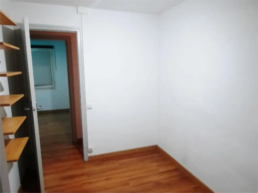 Piso en  Carrer de Josep Sangenís 46 - Foto 33