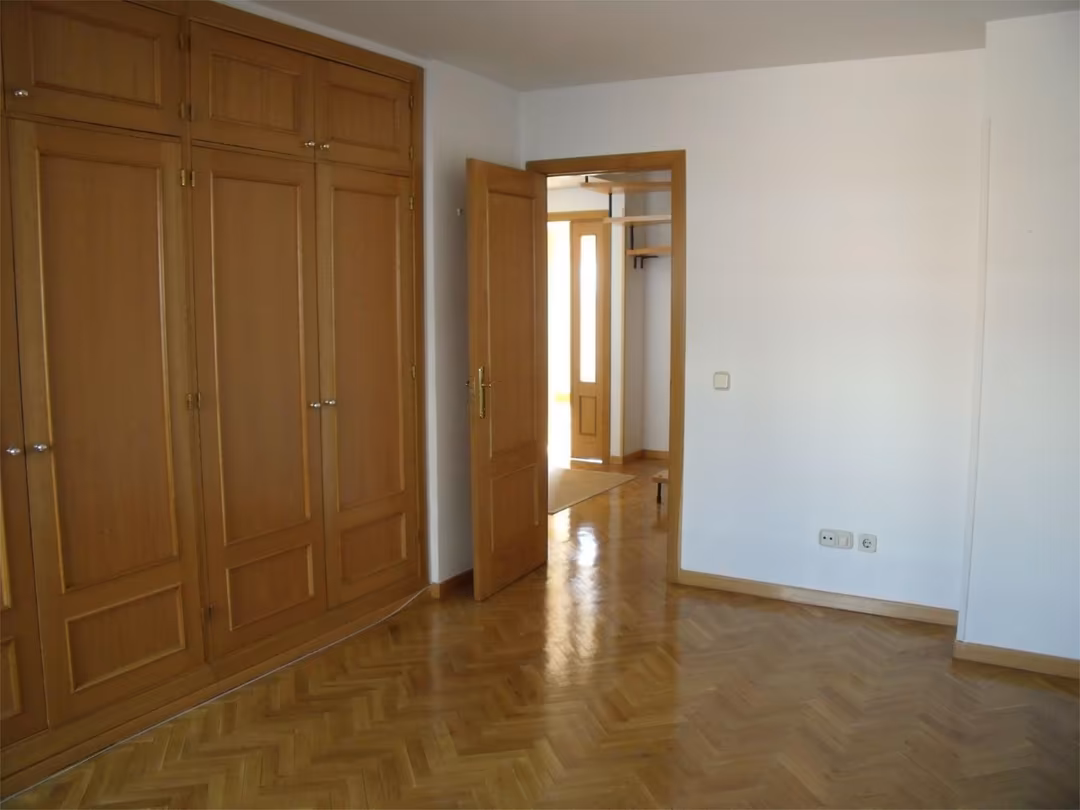 Piso en  Avenida de Honorio Lozano 53 - Foto 19