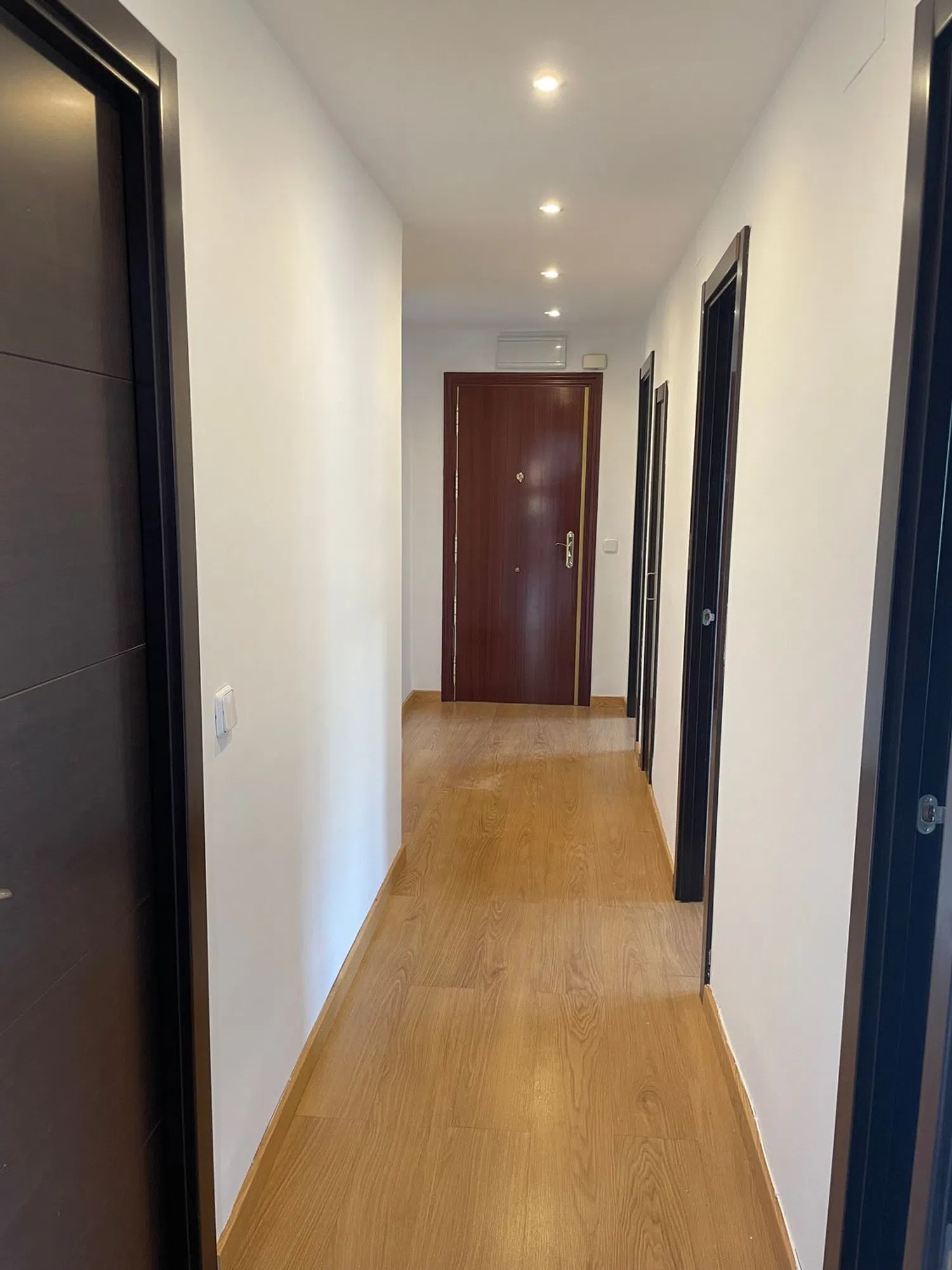 Piso en calle Clara del Rey, 43 - Foto 1