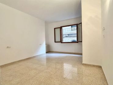 Piso en  Carrer de la Reina Esclaramunda 6 - Foto 5