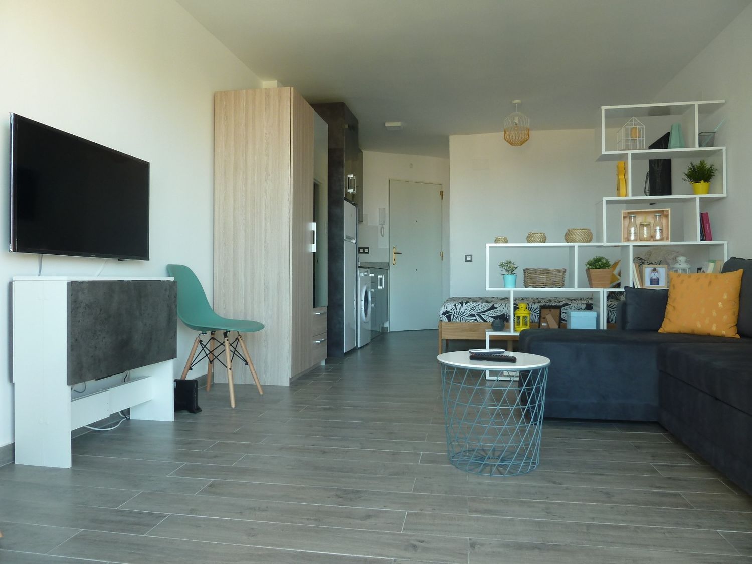 Piso en calle Hermanos Álvarez Quintero, 1 - Foto 1