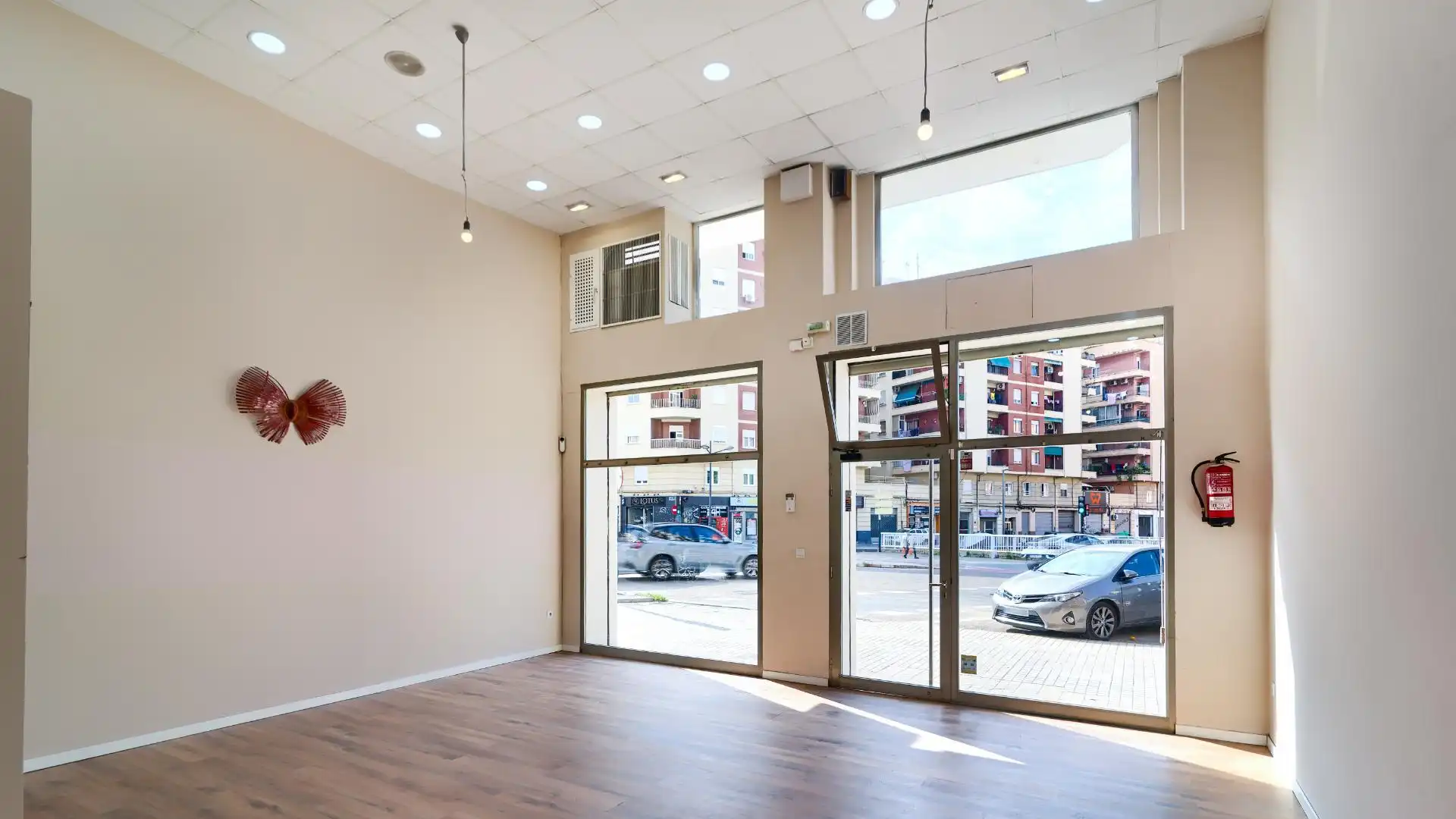 Local comercial en  Carrer del Doctor Nicasi Benlloch 18 - Foto 8