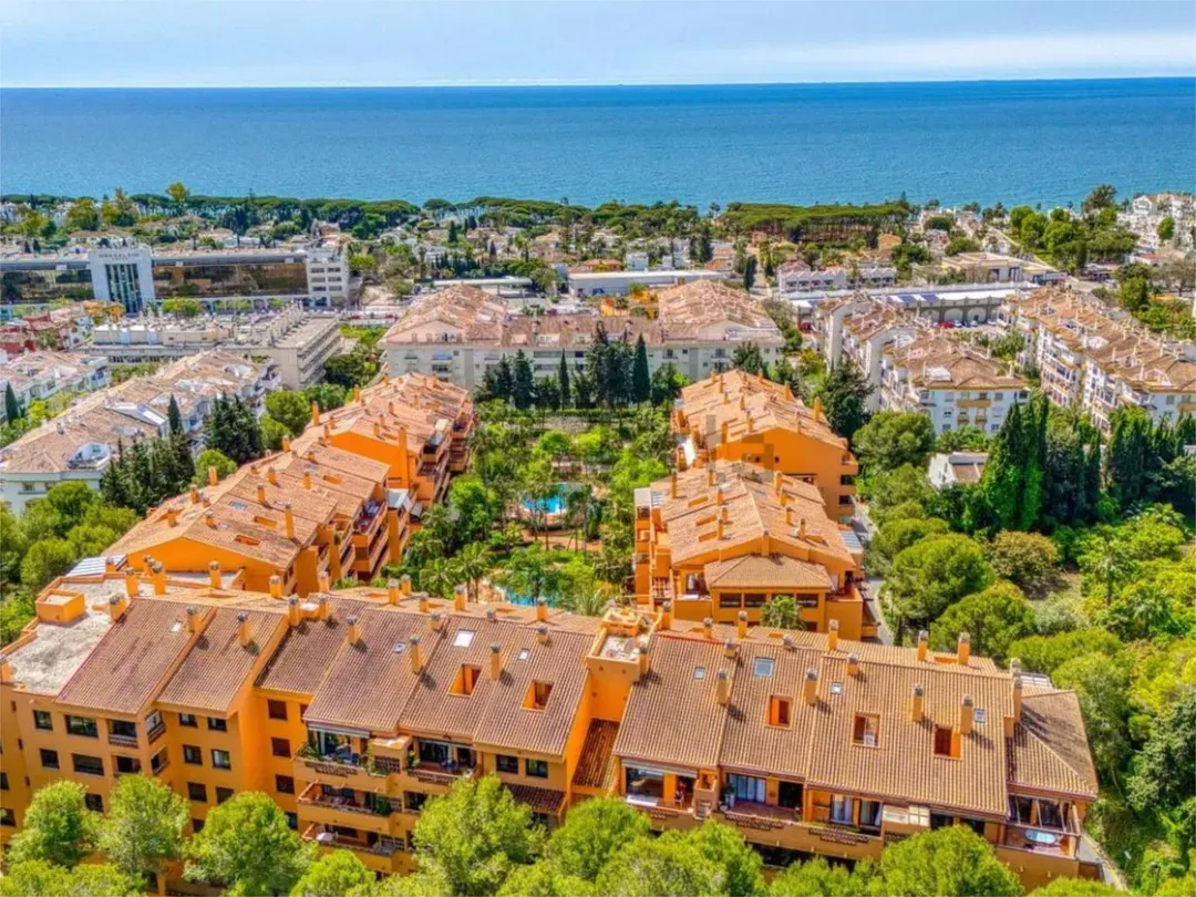 Piso en  Avenida Conde Rudi 2 - Foto 2