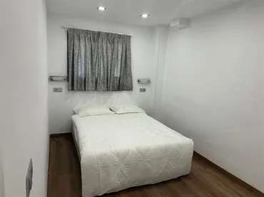Piso en calle Carrer Benito Jerónimo Feijóo 1 - Foto 5