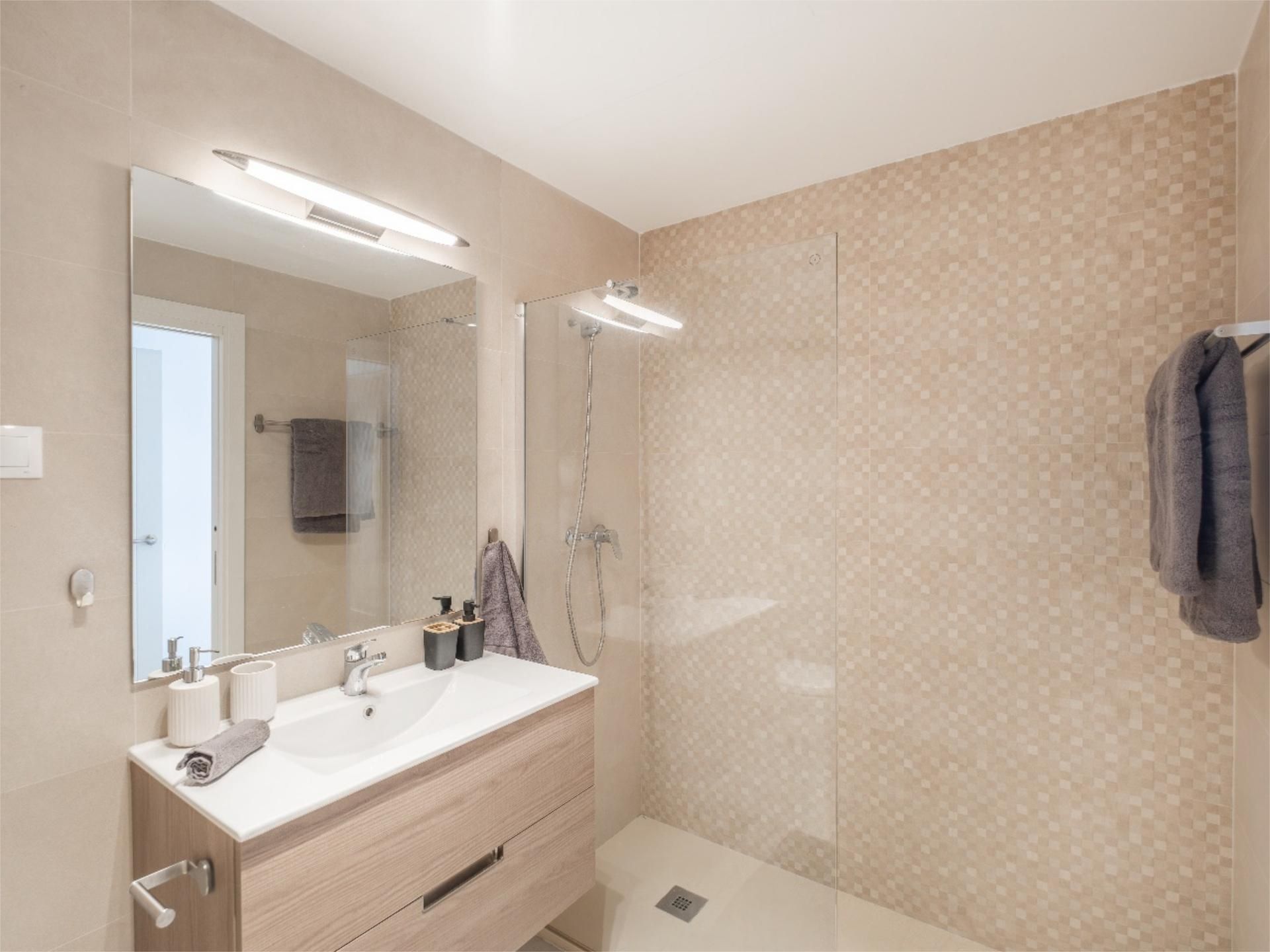 Apartamento en calle Calle Torrente Ballester 1 - Foto 4