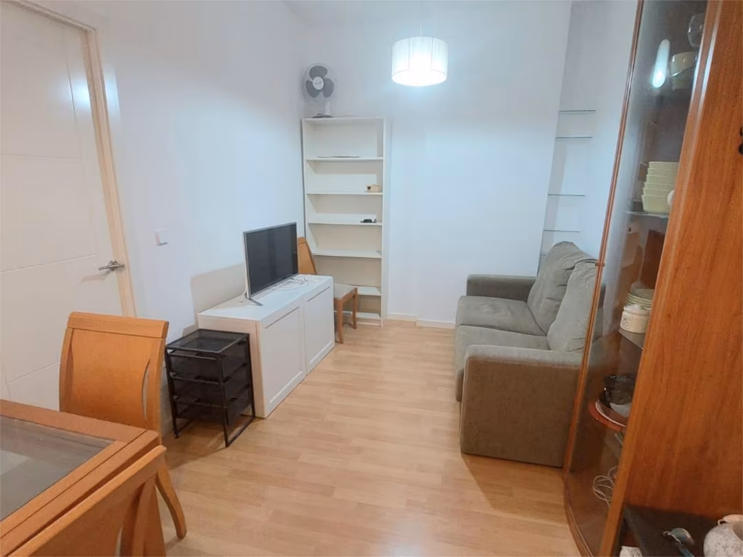 Piso en  Calle Nueva del Este 10 - Foto 5