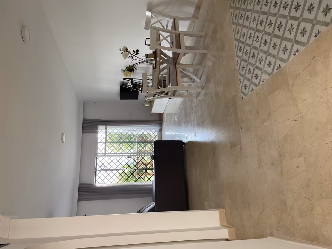 Piso en  Calle Viena 27-D 71 - Foto 9