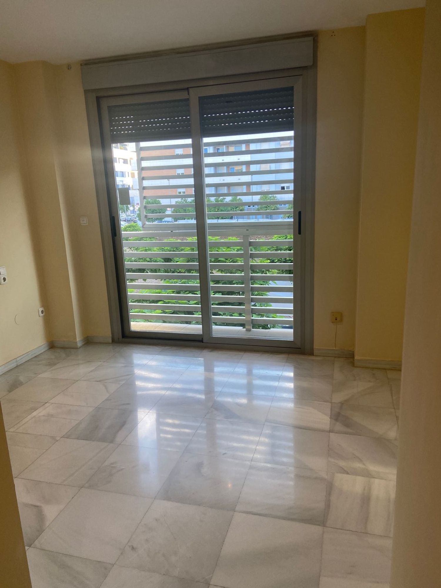 Piso en calle Rafael de la Hoz Arderius, 4 - Foto 2