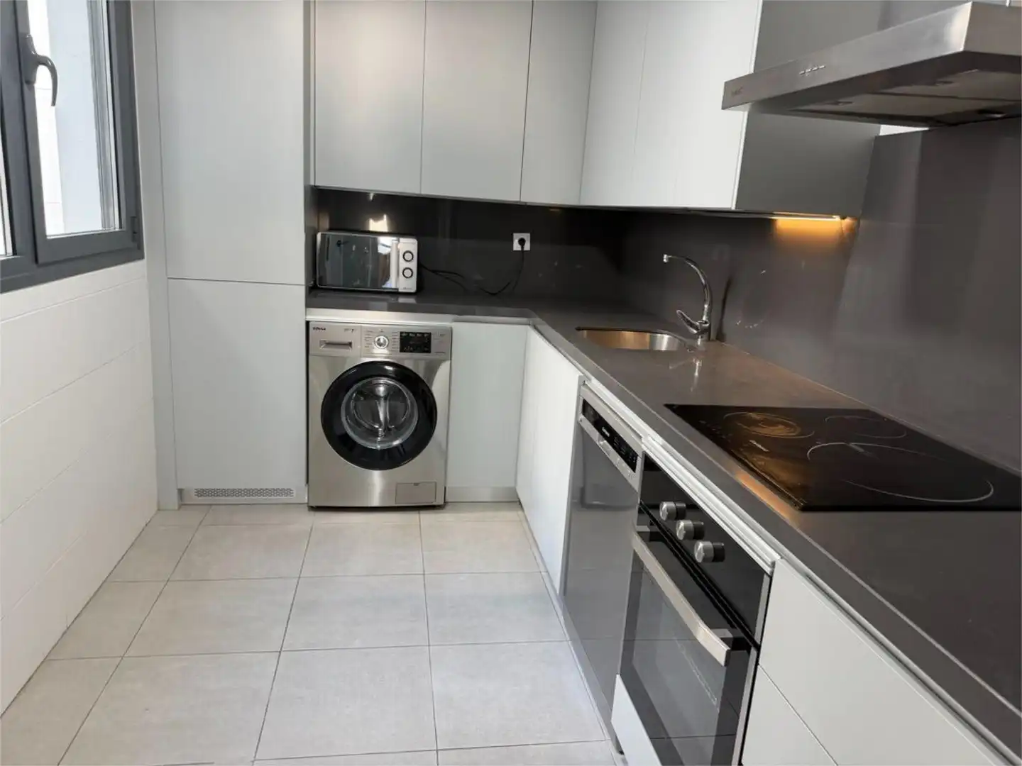 Piso en  Calle Orson Welles 20 - Foto 3