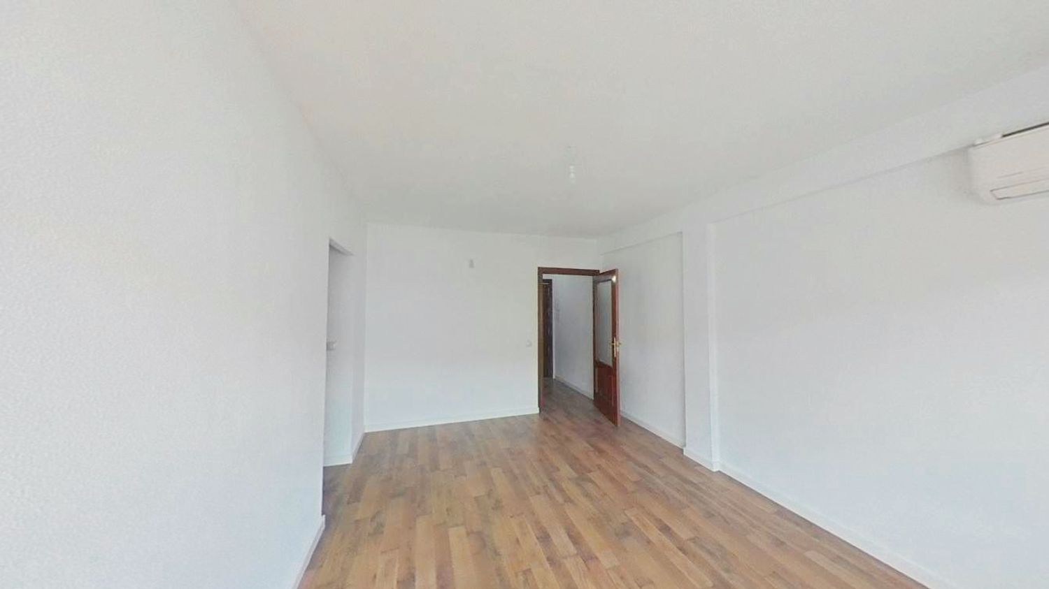 Piso en Reyes Católicos - Foto 8