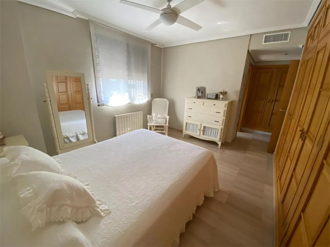 Piso en  Calle Bailarina Anna Pavlova 6 - Foto 9