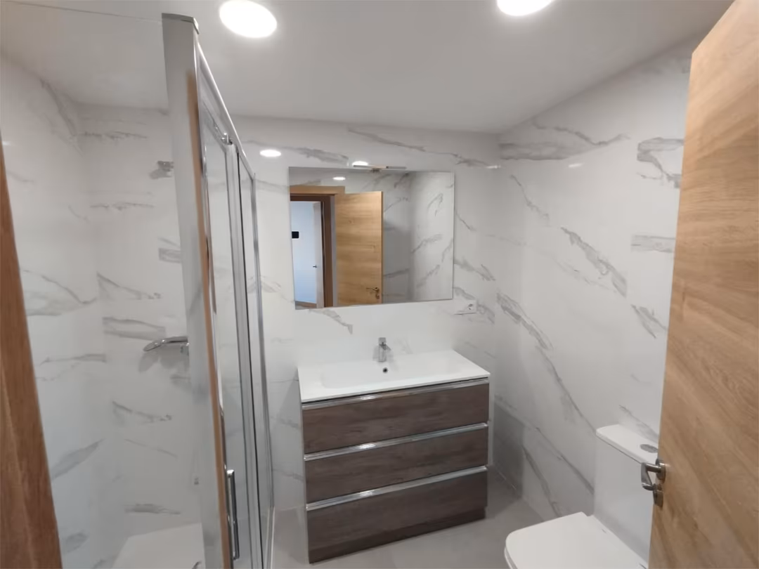 Piso en  Avenida de Cantabria 40 - Foto 9