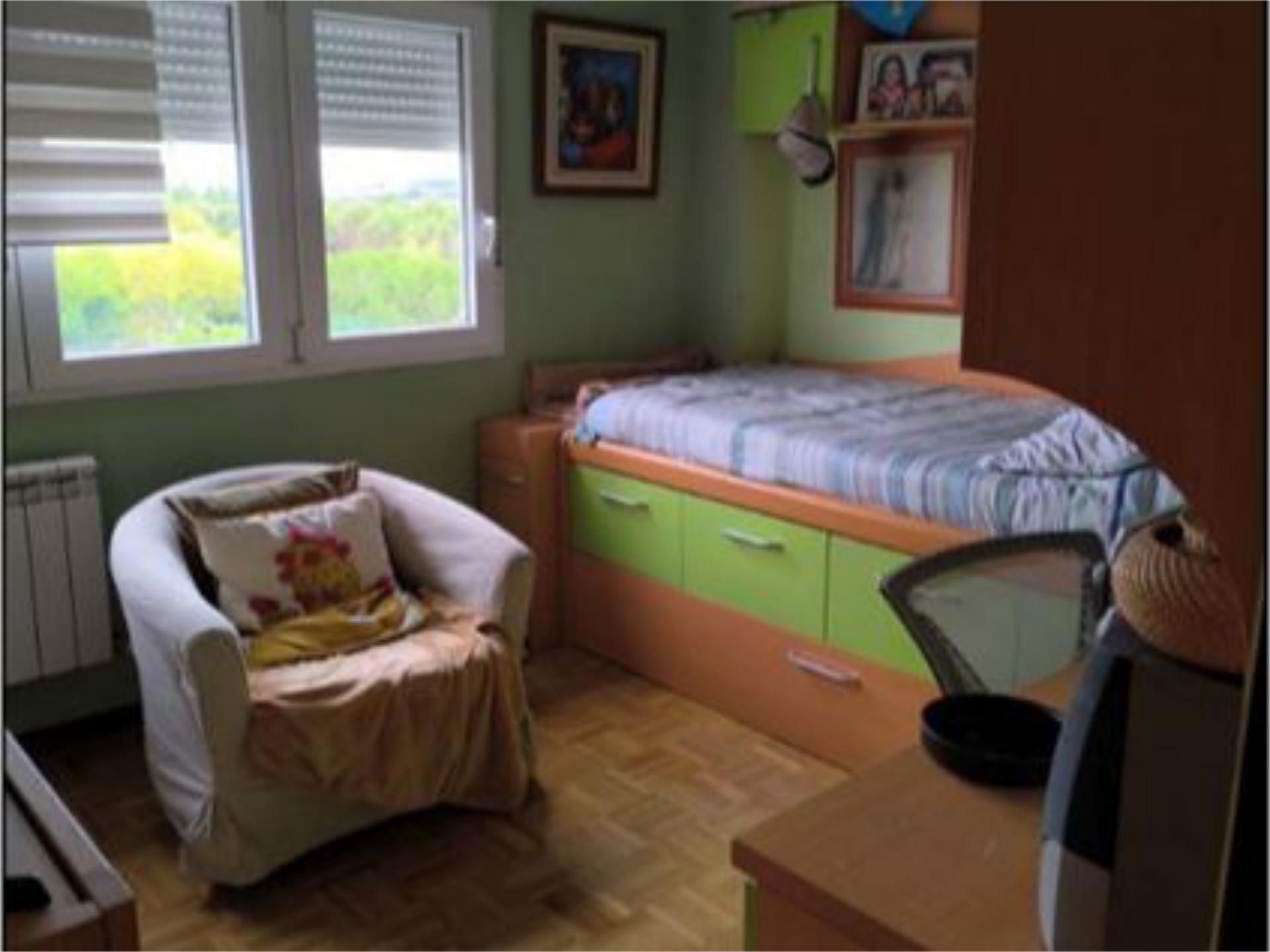 Piso en  Plaza del Moro Almanzor 12 - Foto 3