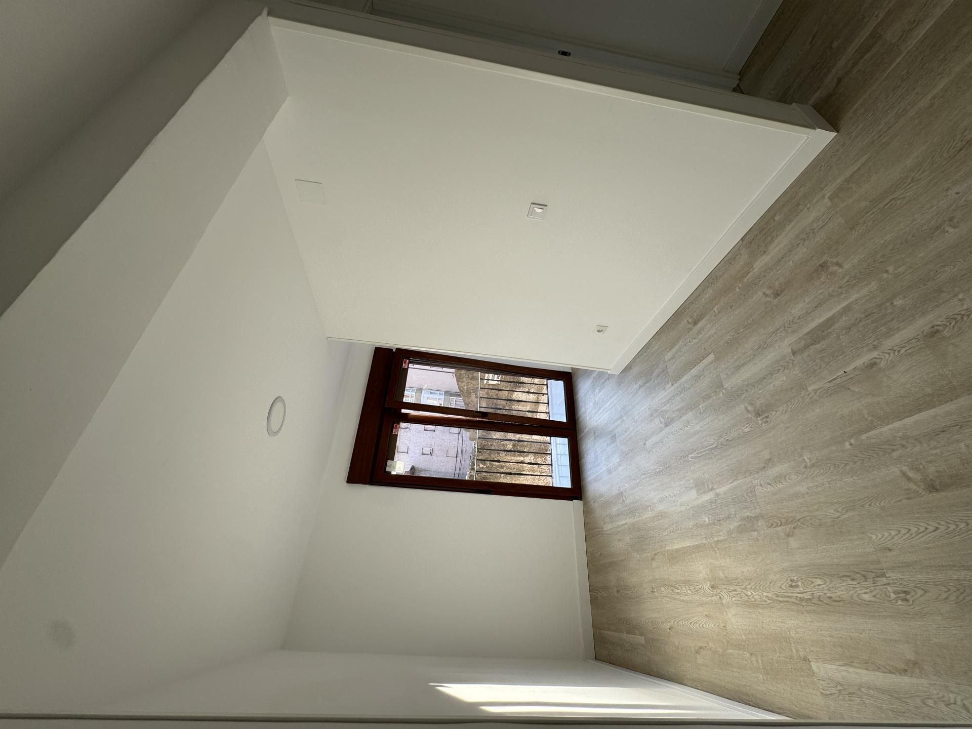 Piso en  Calle Jean León 9 - Foto 1