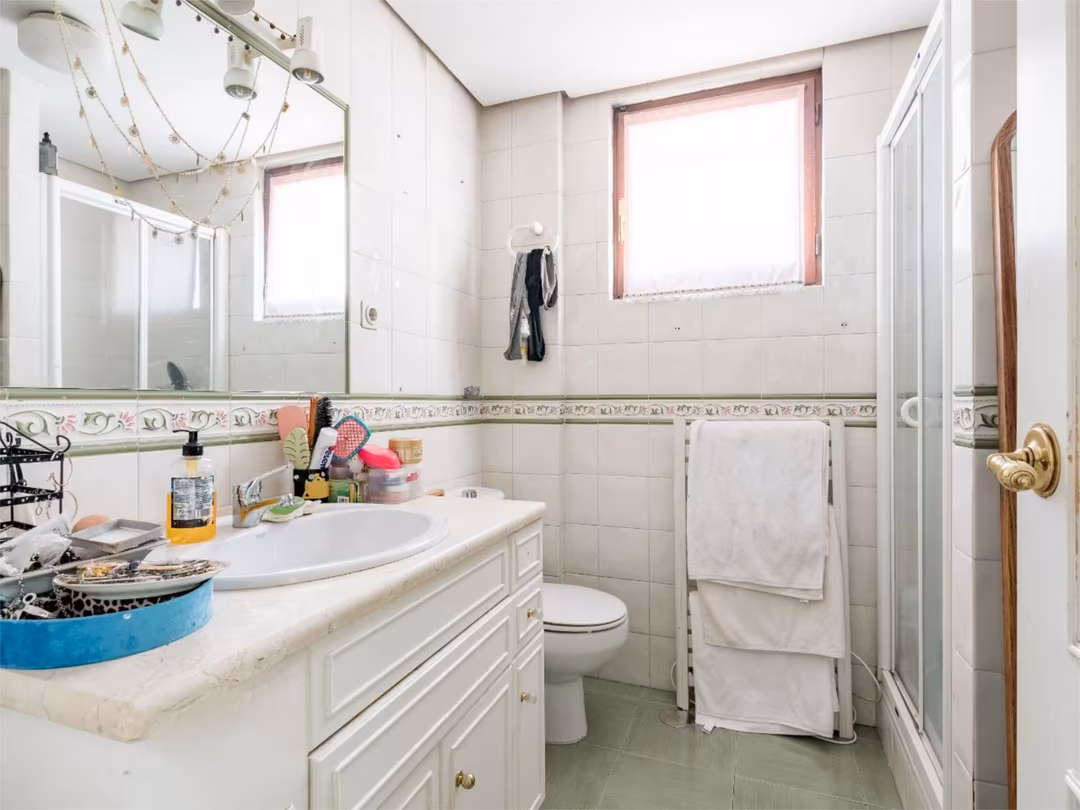 Piso en  Calle de Ángel de Diego Roldán 48 - Foto 15