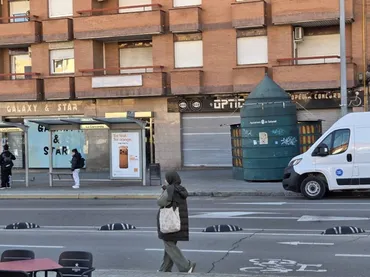 Local comercial en  Calle Avenida de la Concordia - Foto 2