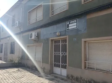 Casa adosada en  Carretera Jumilla 34 - Foto 1