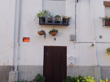 Casa adosada en  Calle Santa María de la Torre 7 - Foto 1