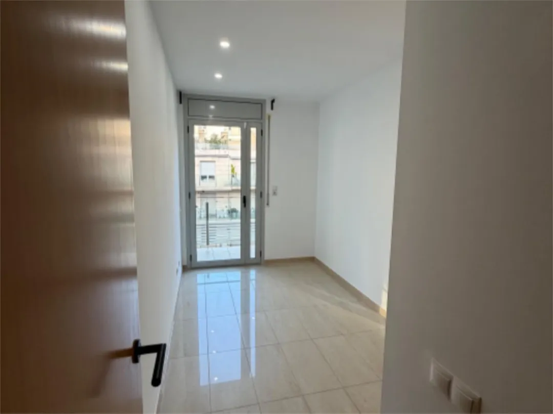 Piso en  passatge del Mar d'Alborán 8 - Foto 9