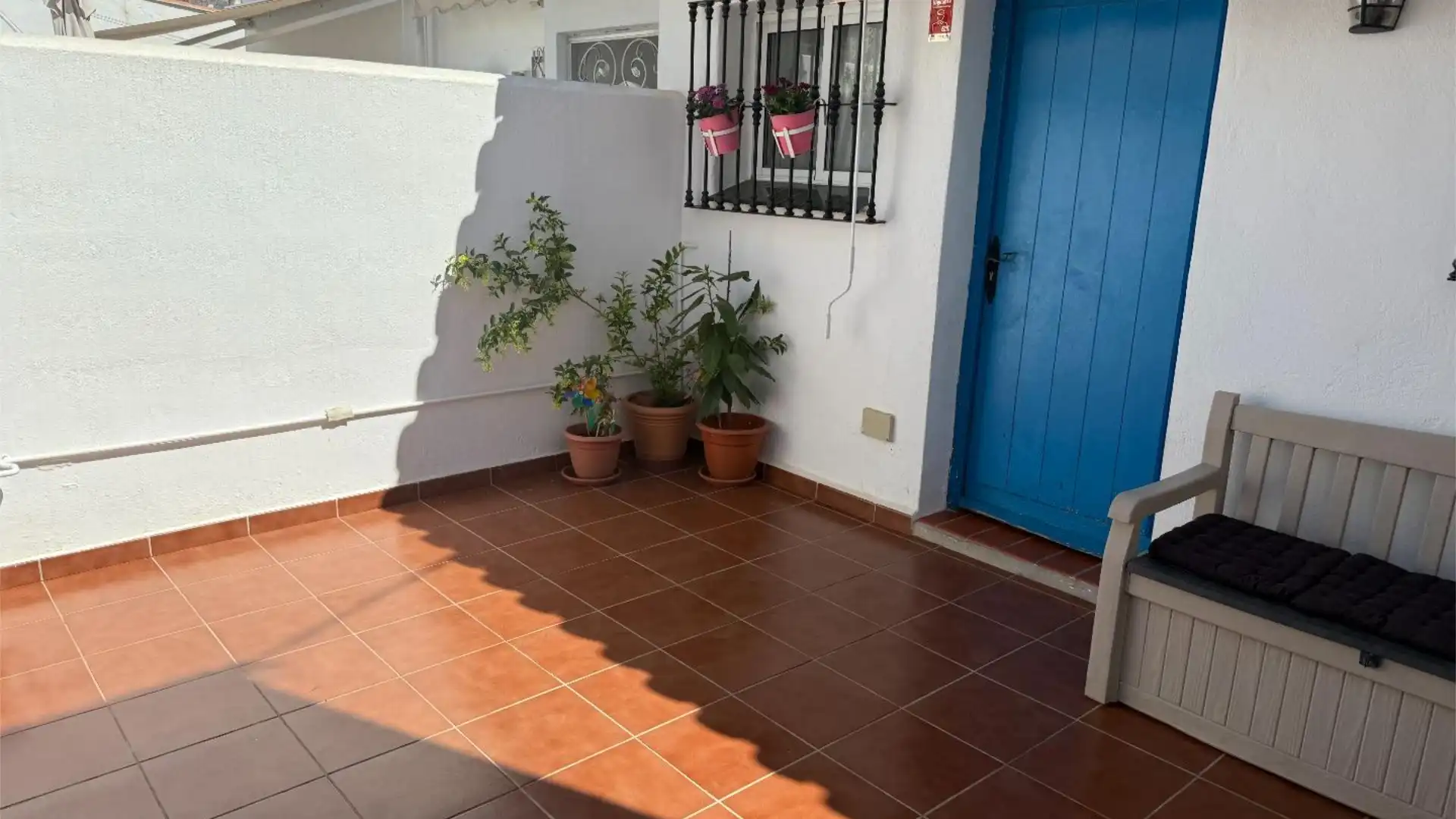 Casa adosada en  Avenida de Gran Bretaña 26 - Foto 2