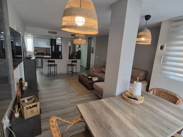 Piso en Calle Héroe de Sostoa, 133, Girón - Las Delicias - Pacífico - Foto 5