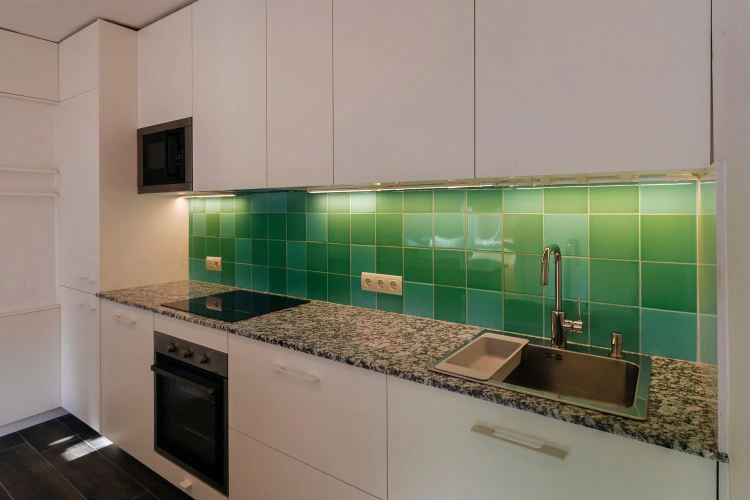 Piso en calle de Tessàlia, 4 - Foto 2