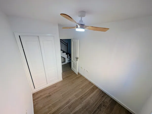 Chalet adosado en Calle Laguna de Fuentilleja, 514 - Foto 11