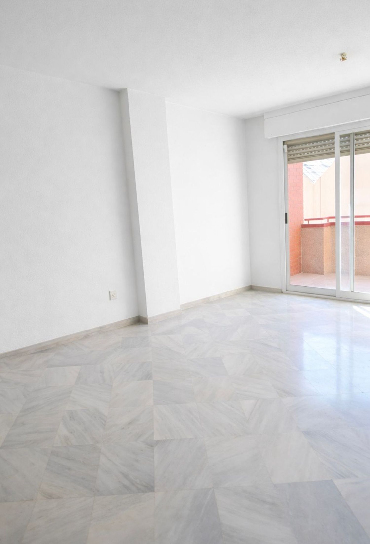 Piso en Plaza María Angustias Giménez, 1 - Foto 3