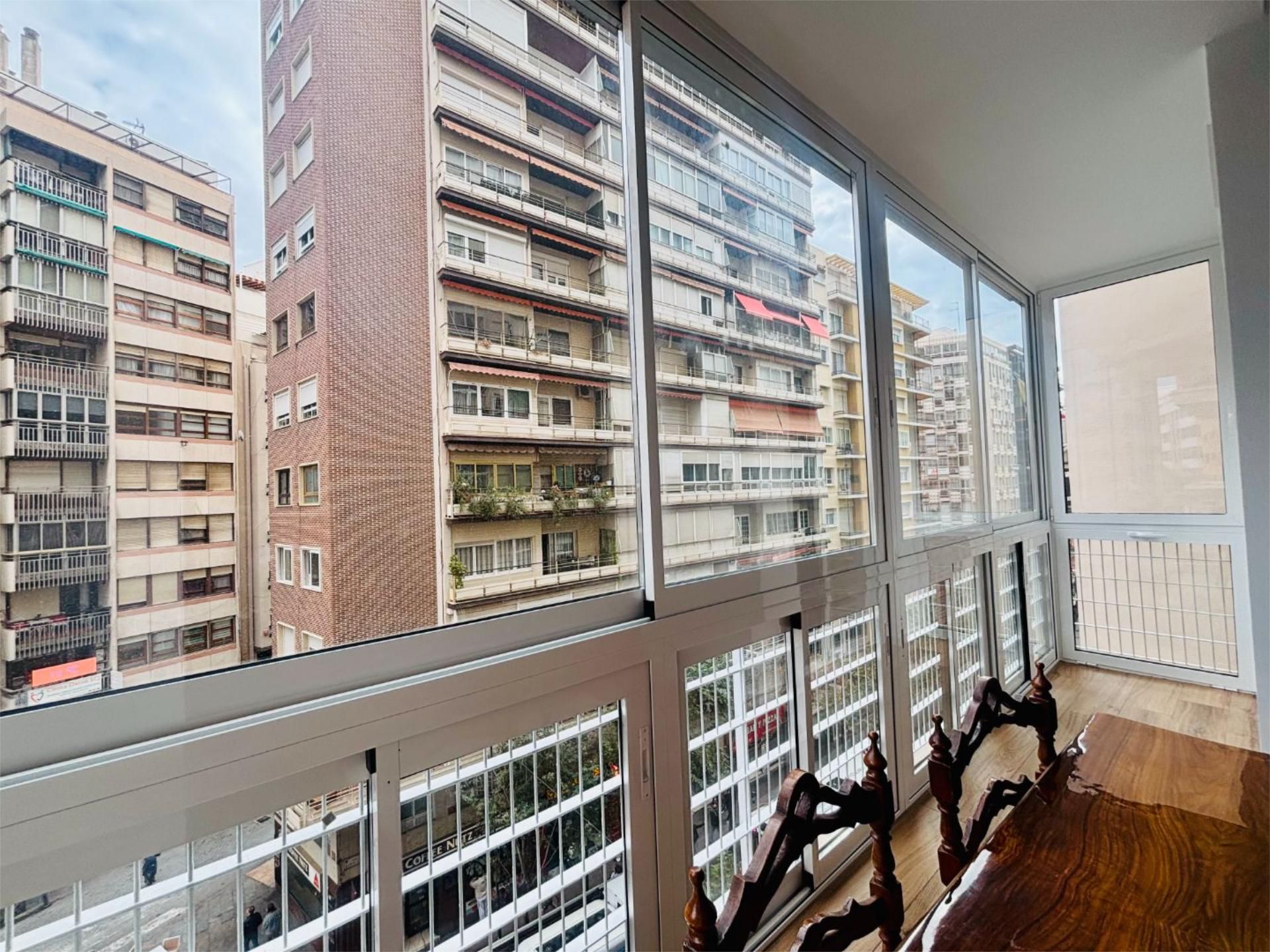 Apartamento en  Rambla de Méndez Núñez 43 - Foto 5