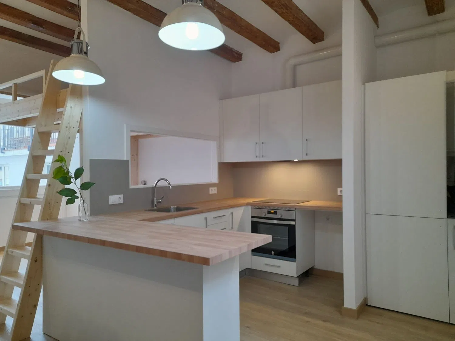 Estudio en calle de Viladomat, 146 - Foto 6