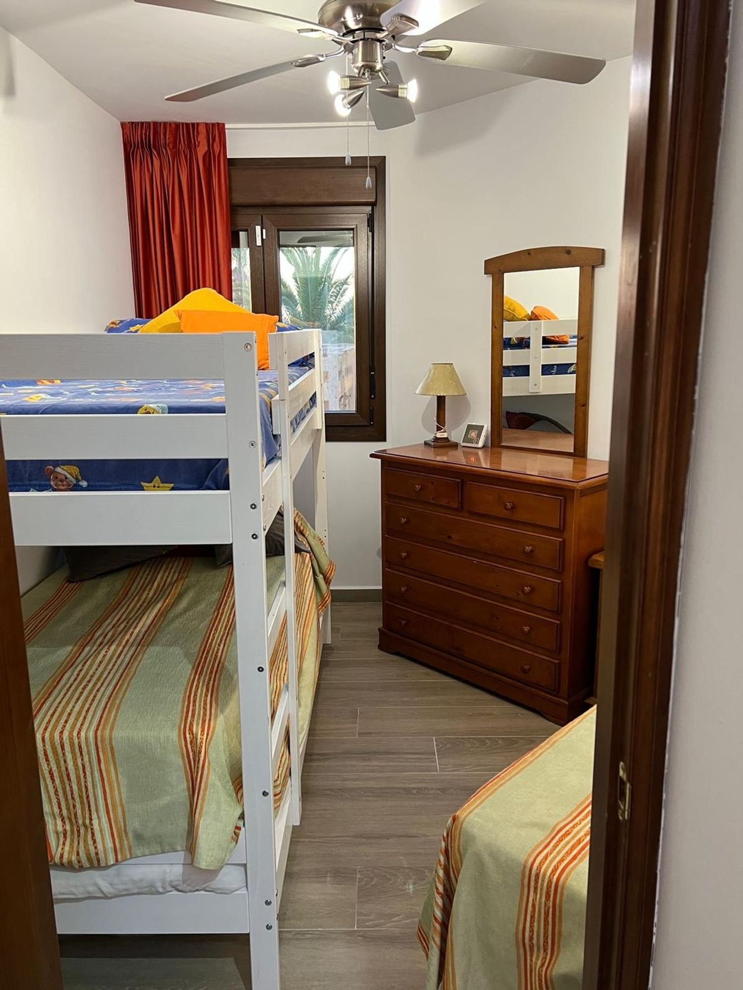 Chalet adosado en Calle Caño Herrera, Bahía sur, 33, León Herrero - Bahía sur, León Herrero - Bahía sur - Foto 3