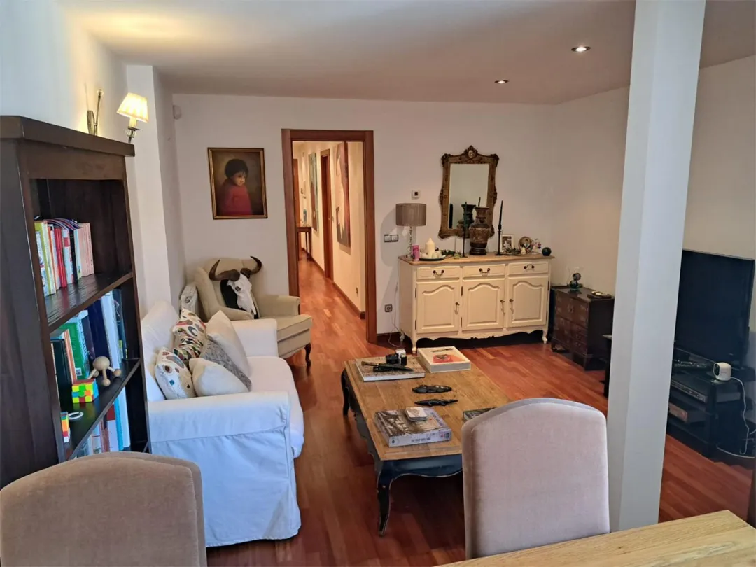 Piso en  Calle Sánchez Arjona 16 - Foto 1