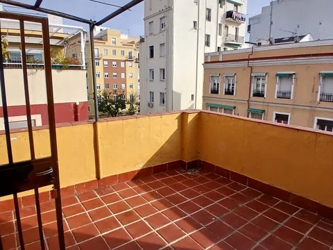 Ático en calle de Abtao, 15