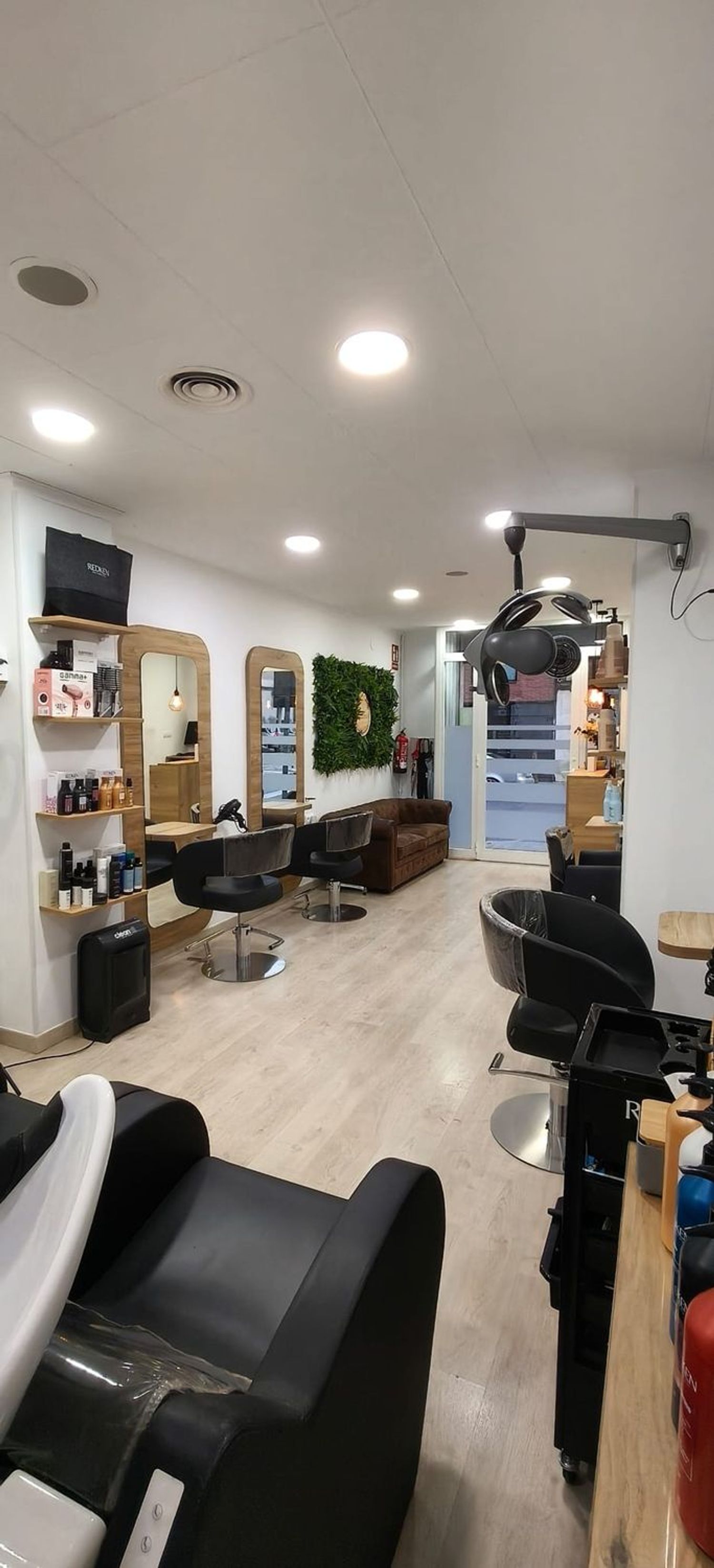 Local en Peluquería en Calle de Miquel Vives, 95, Escoles - Foto 3