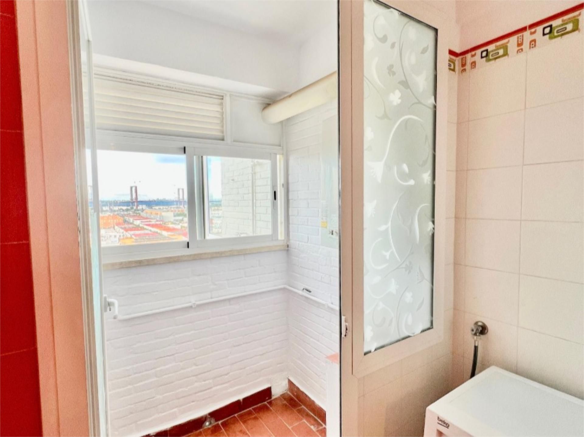 Piso en  Avenida de Jerez 29 - Foto 4