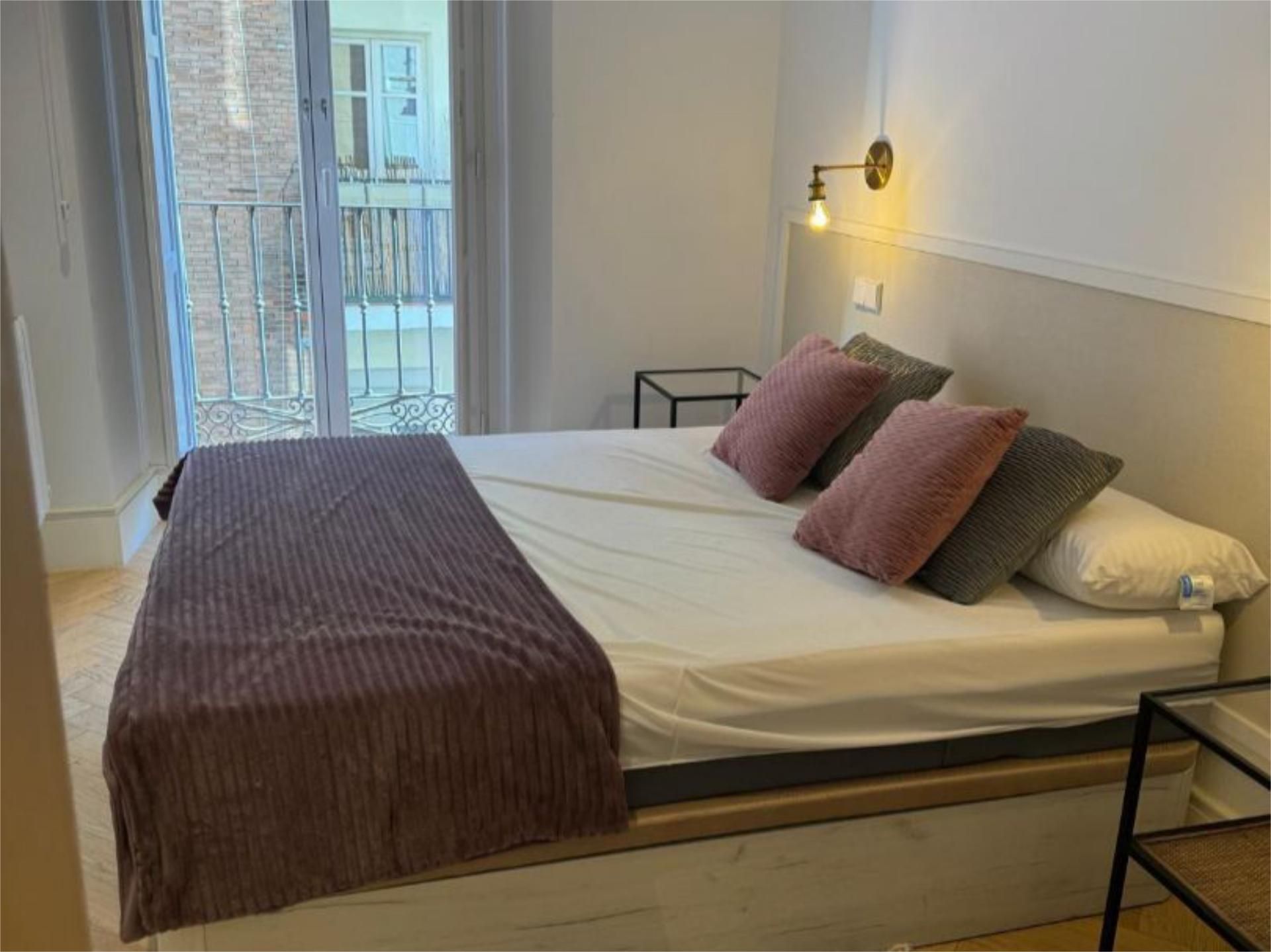 Piso en  Calle de Piamonte 5 - Foto 4