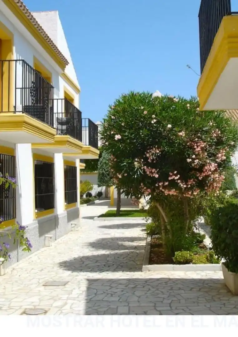 Casa adosada en  Avenida Juan Sebastián Elcano 7610 - Foto 19