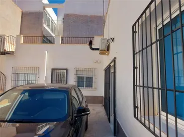 Piso en  Calle Benijófar 6 - Foto 4
