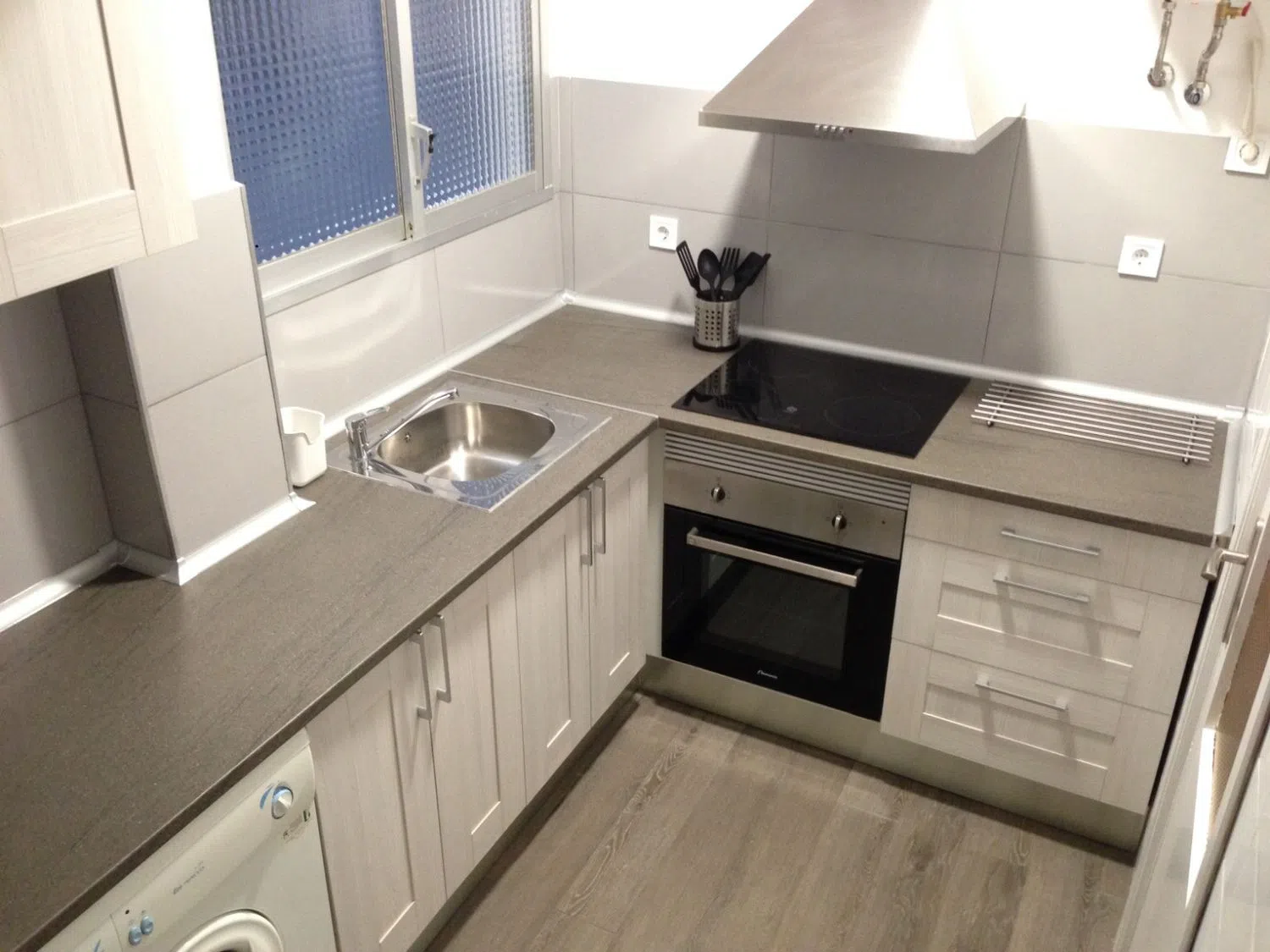 Piso en calle d'Esteve Ballester, 12 - Foto 1