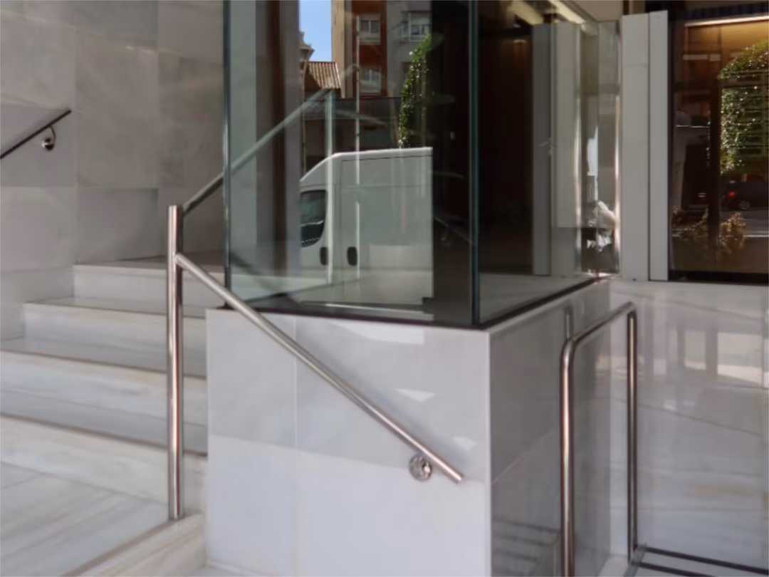 Piso en  Avenida de la Reina Victoria 39 - Foto 30