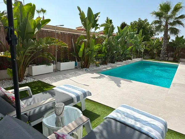 Casa o chalet independiente en Avenida Torrevieja Mz II, 27 -1, Monte Zenia - Foto 8