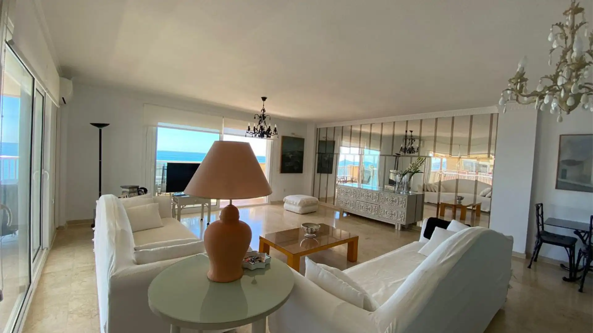 Piso en  Paseo Marítimo Rey de España 99 - Foto 2