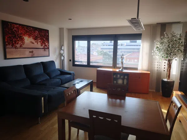 Piso en plaza Lluís Casassas, 6 - Foto 1