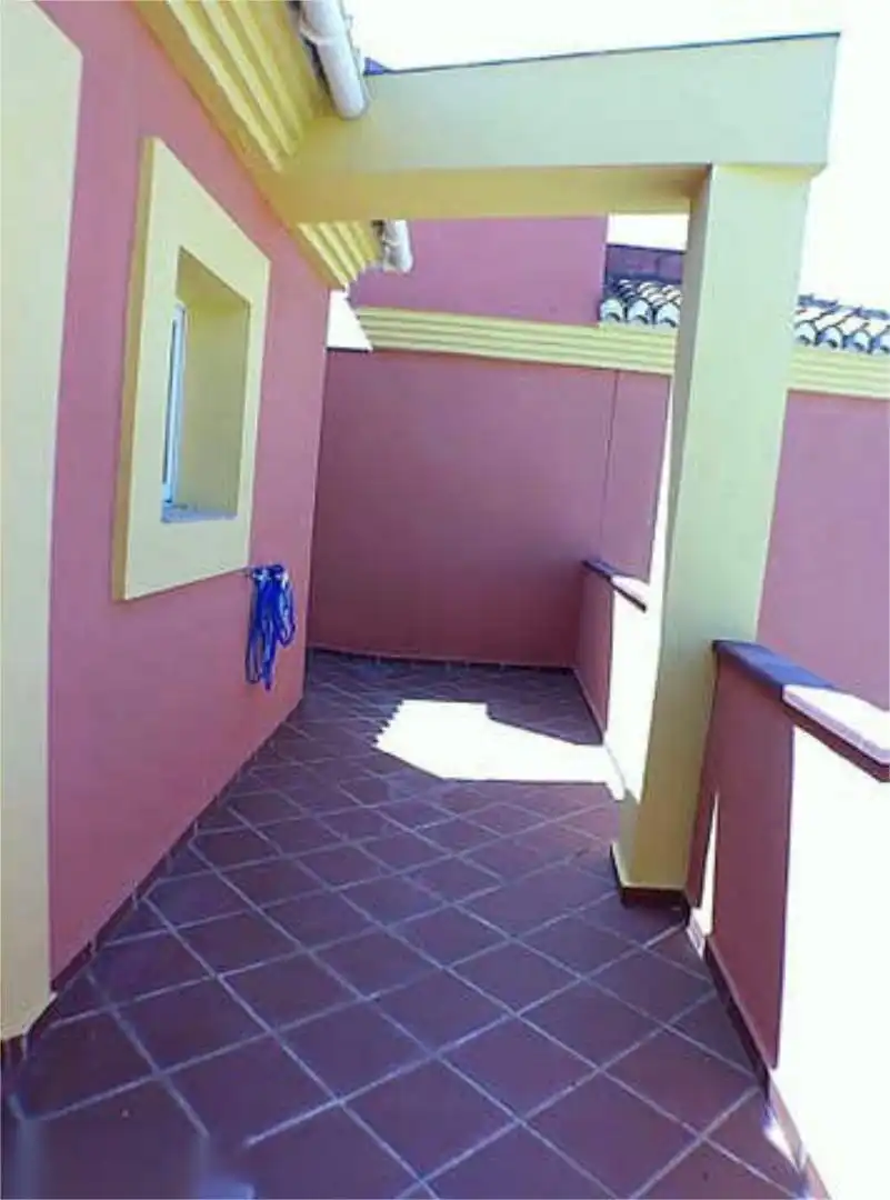 Piso en La Zubia - Foto 8